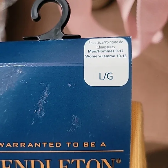 NWT Pendleton Yellowstone Crew Socks National Park Collection Size Large Firm - Picture 3 of 4